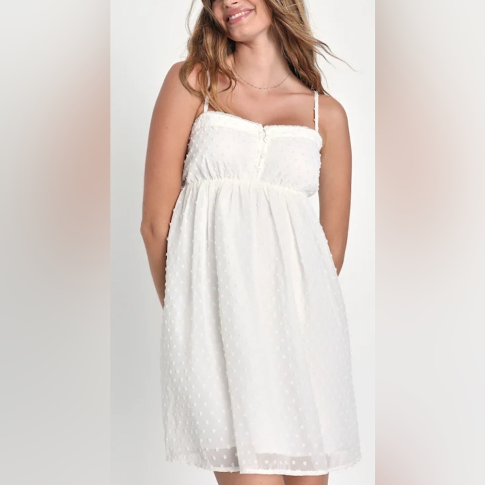 NWT LULU’s White Swiss Dot Babydoll Dress -‎ M